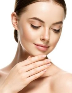 小顔に見せたい