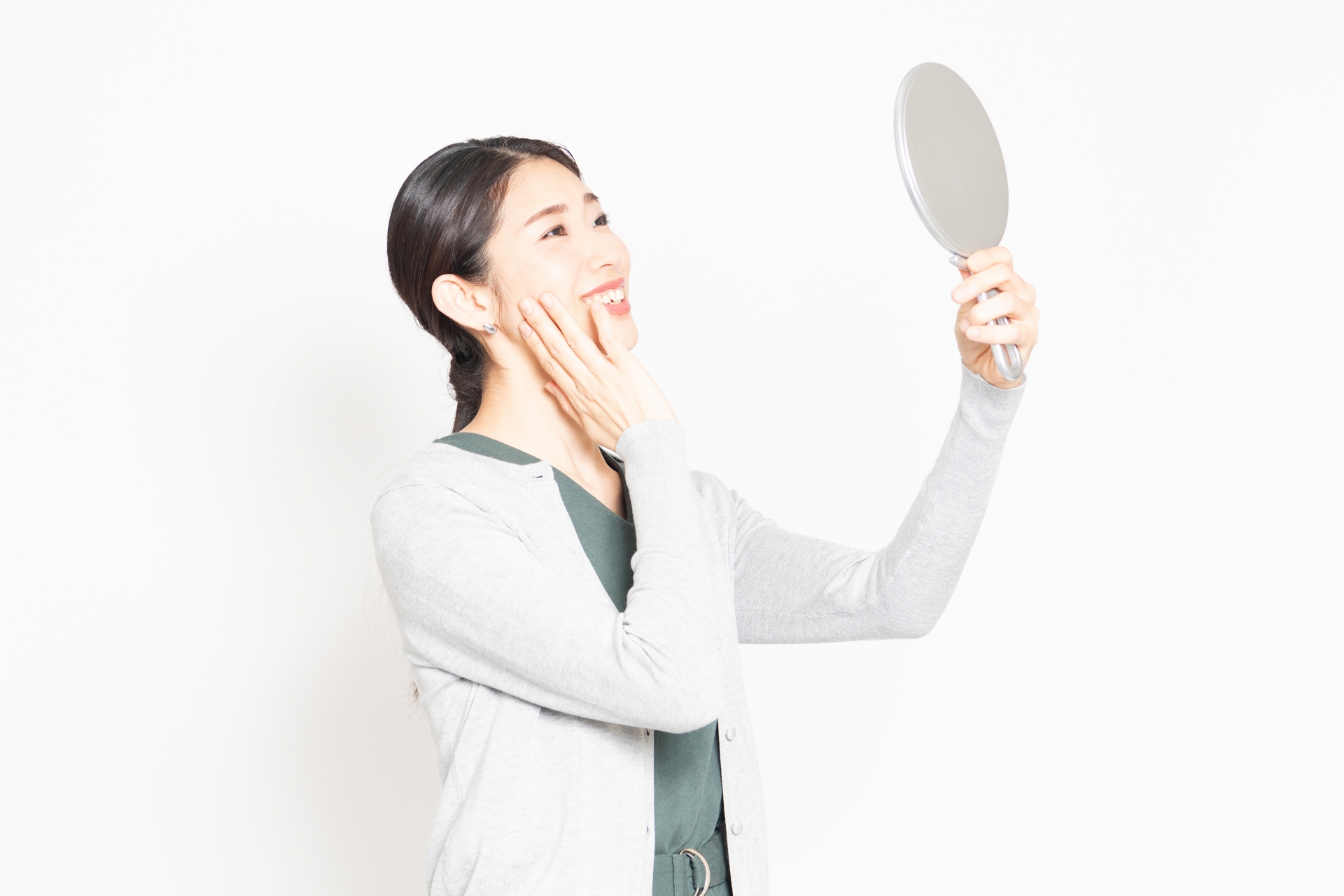 シミ（そばかす・くすみ）の種類と治療法のご紹介