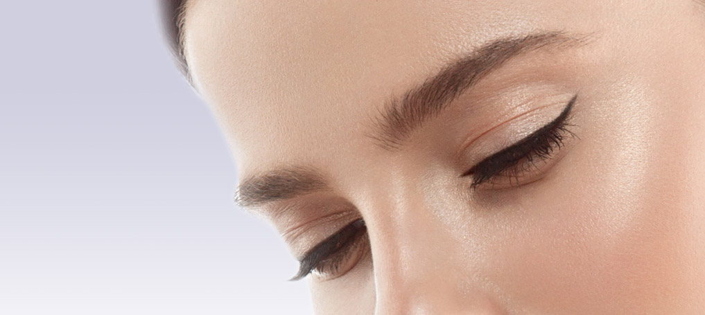 眉下切開（上まぶたのたるみ取り）